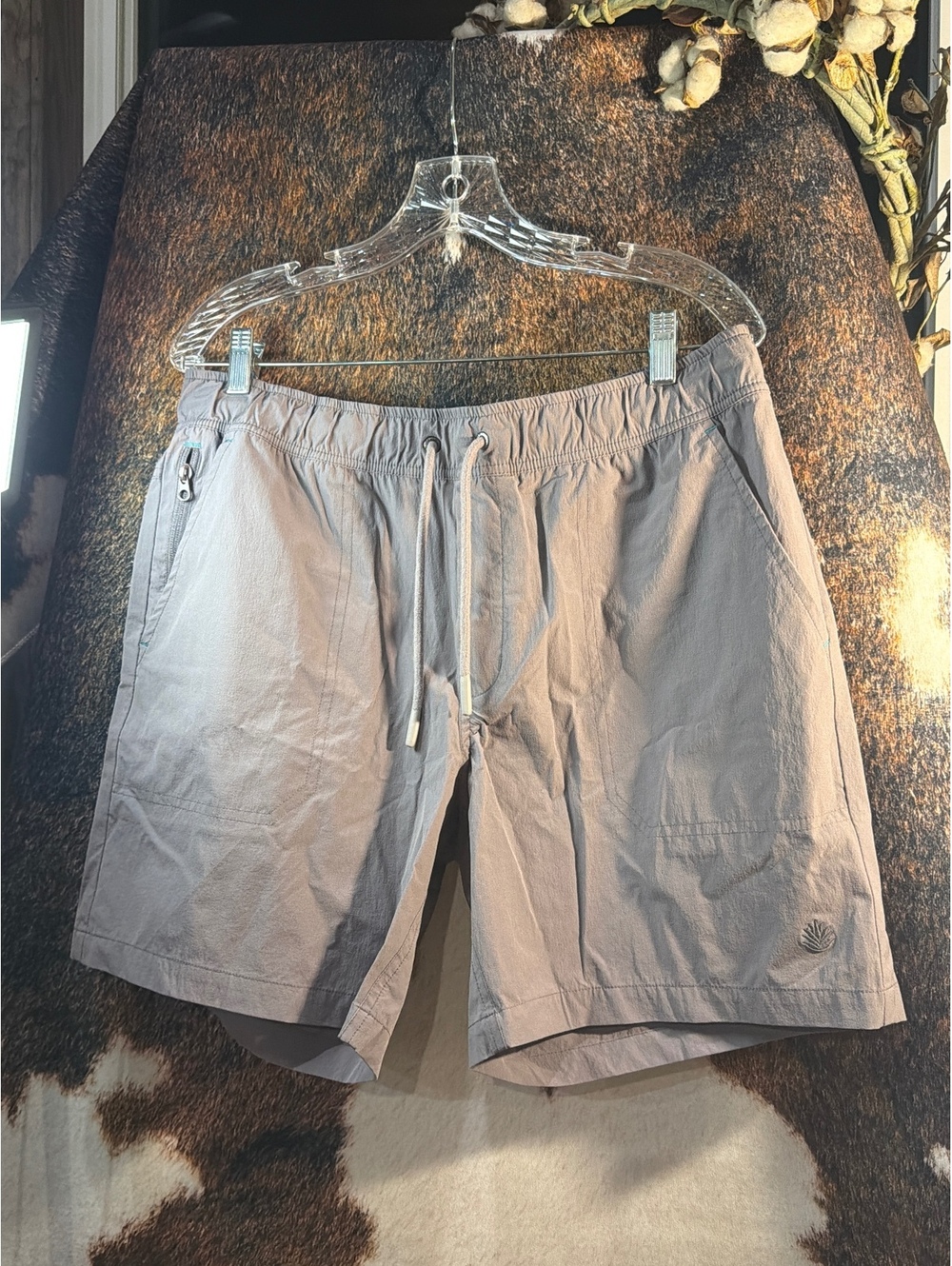 Sendero Men's Light Brown Casual Shorts Size Large